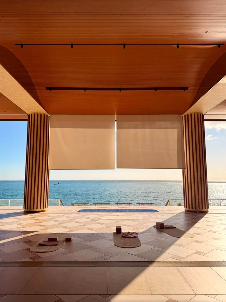淡路島に新しく誕生した「THE PASONA natureverse retreat」へ